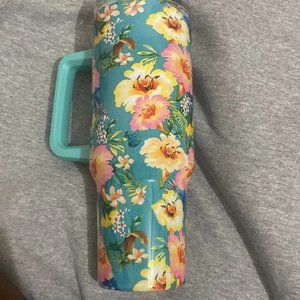 40 oz tumbler with handle